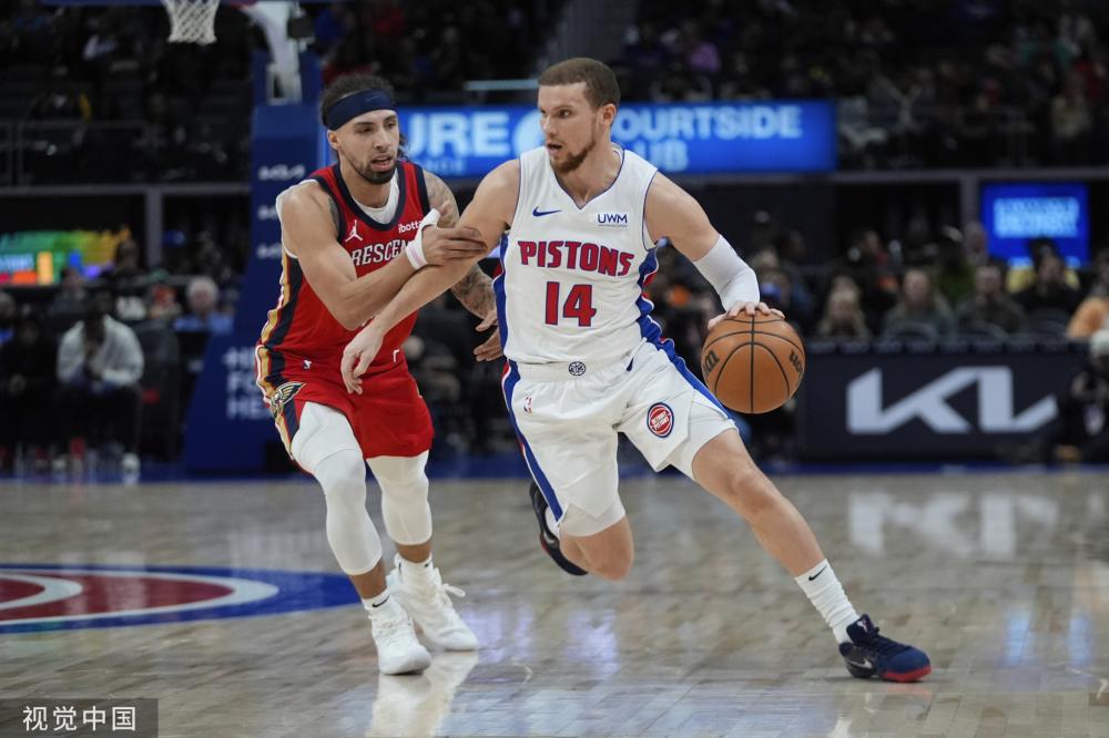 的场上表现 的场上表现